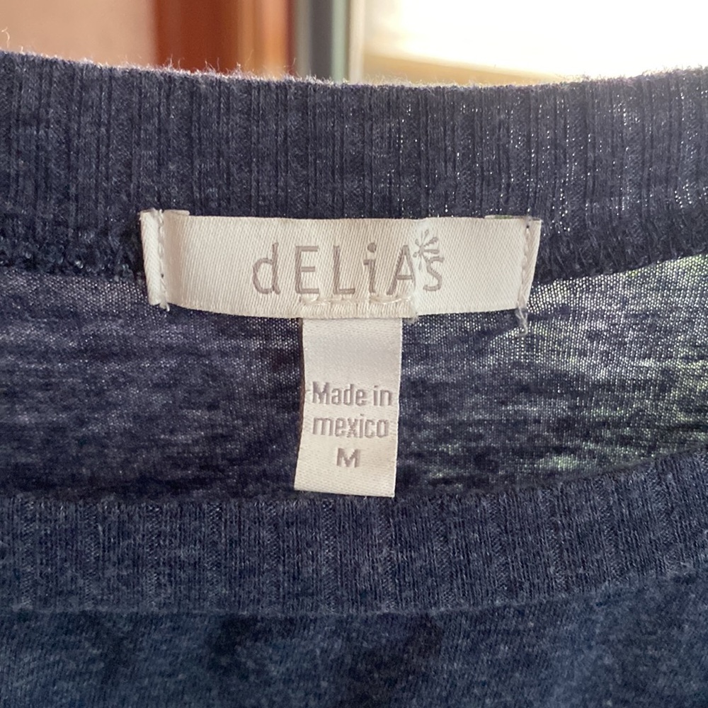 Women's Delia*s LOVE Lightweight 3/4 Sleeve Crew Neck Sweater - Picture 2 of 5